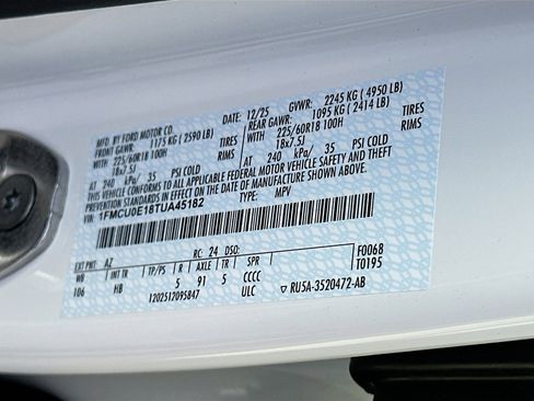 New 2026 Ford Escape SE image 21