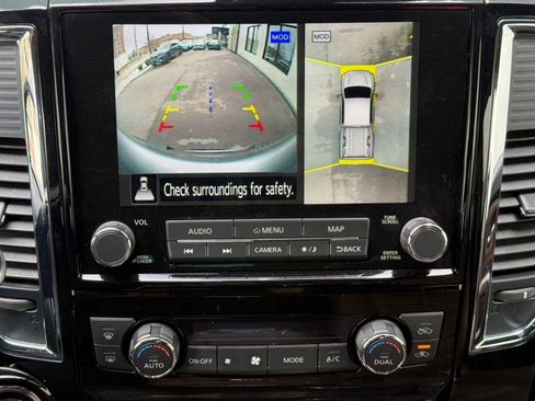 Used 2023 Nissan Titan Platinum Reserve w/ Moonroof Package image 30