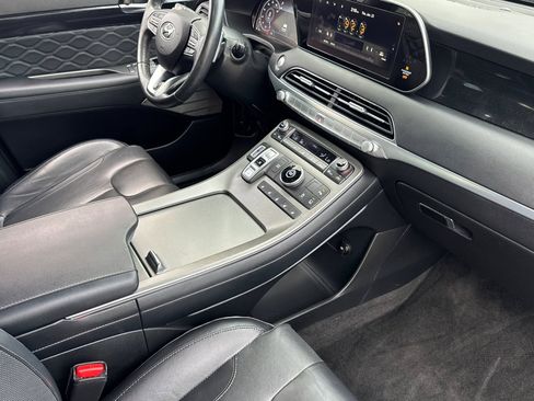 Used 2021 Hyundai Palisade Calligraphy image 17