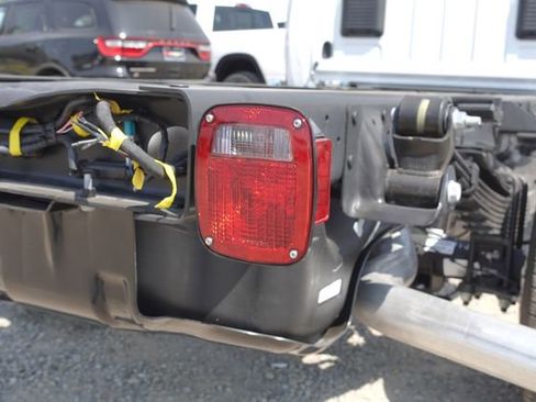 New 2025 RAM 3500 4x4 Crew Cab DRW image 6