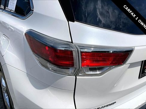Used 2016 Toyota Highlander Limited FWD image 22