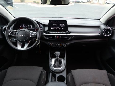 Used 2023 Kia Forte LXS w/ LXS Technology Package image 27