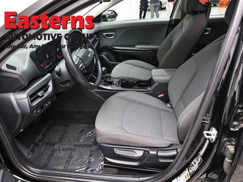 Used 2025 Kia K4 FWD image 13