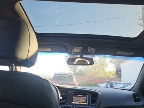 Used 2013 Kia Optima SX w/ Limited Pkg image 9