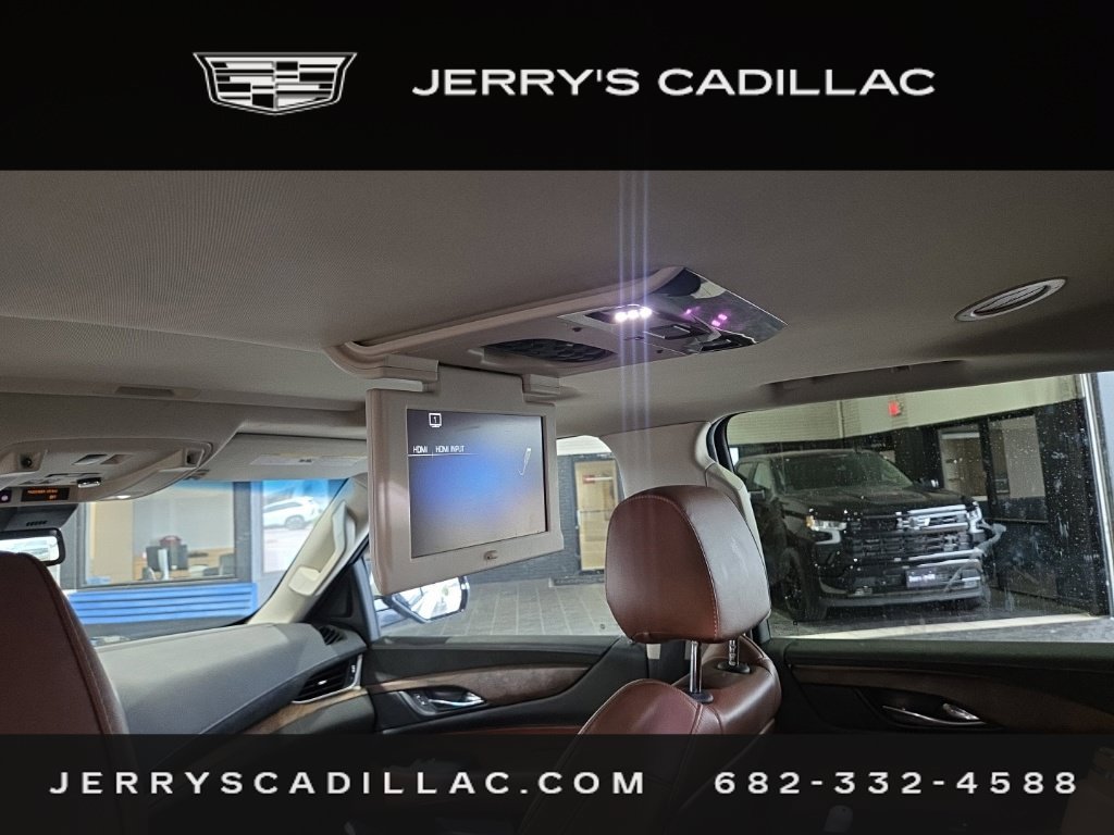 Used 2019 Cadillac Escalade Premium Luxury RWD image 17