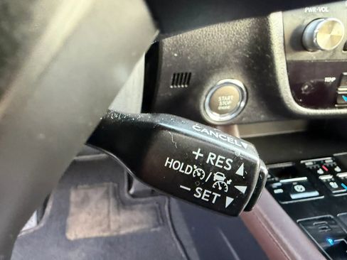 Used 2017 Lexus RX 350 AWD w/ Premium Package image 46
