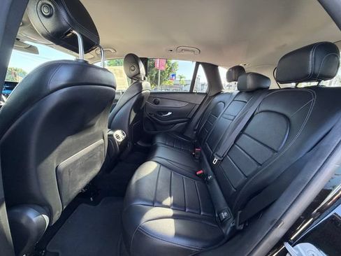 Used 2021 Mercedes-Benz GLC 300 image 36
