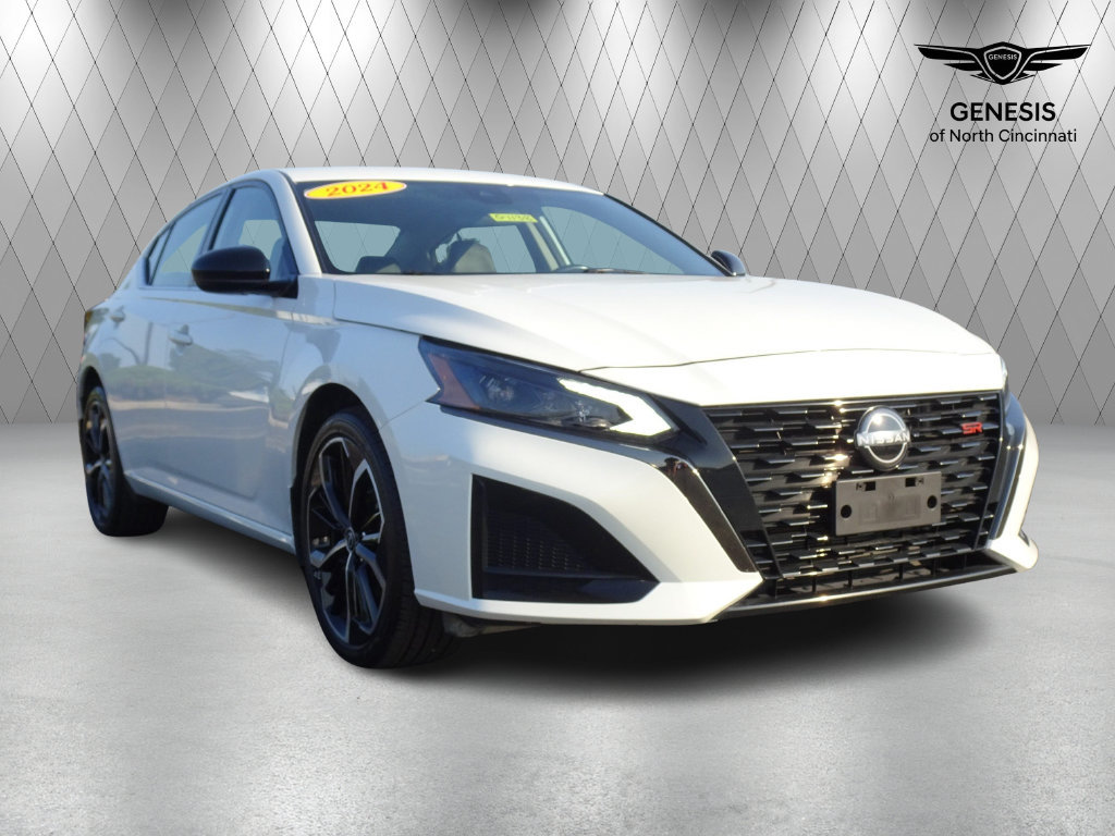 Used 2024 Nissan Altima 2.5 SR AWD/4WD image 7