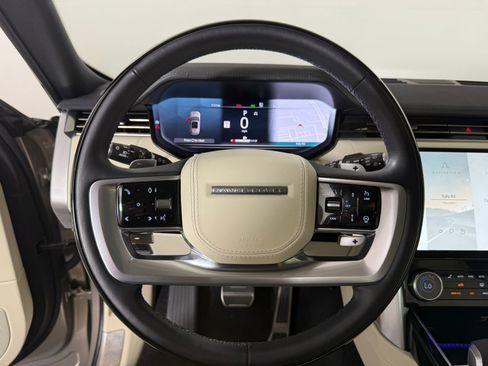 Used 2023 Land Rover Range Rover SE AWD/4WD image 16