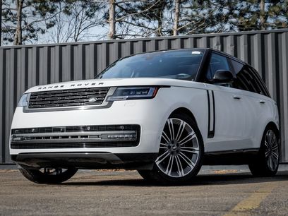 New 2025 Land Rover Range Rover SE