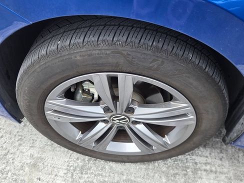 Used 2023 Volkswagen Jetta SE FWD image 5