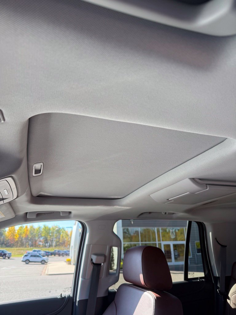 Used 2019 Chevrolet Tahoe Premier w/ Premier Plus Edition AWD/4WD image 26