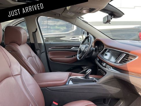 Used 2019 Buick Enclave Avenir w/ Avenir Technology Package image 2