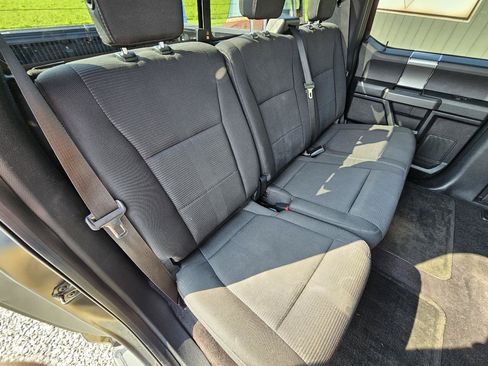 Used 2015 Ford F150 XLT w/ Equipment Group 302A Luxury AWD/4WD image 22