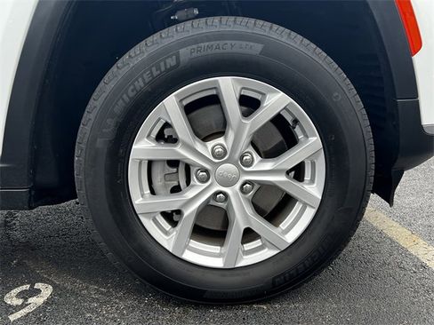 Used 2023 Jeep Grand Cherokee L Limited w/ Trailer Tow Group (B) image 46