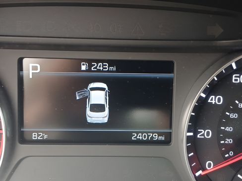 Used 2023 Kia Forte LXS w/ LXS Technology Package FWD image 15