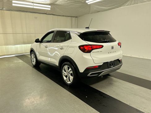 Used 2024 Buick Encore GX Preferred image 7