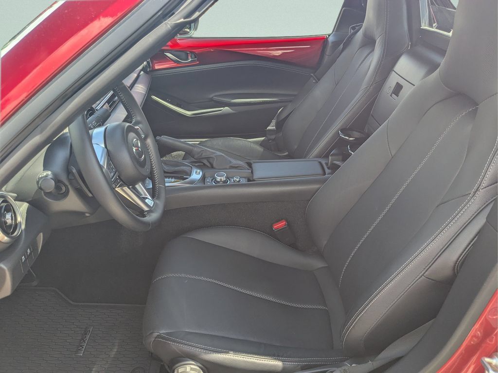 Used 2023 MAZDA MX-5 Miata Grand Touring w/ Weather Package RWD image 10