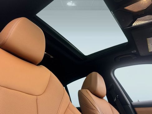 Used 2023 BMW 330e w/ Premium Package image 14