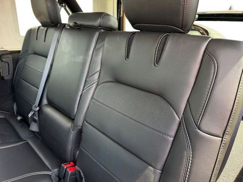 Used 2023 Jeep Wrangler Unlimited Sahara w/ Cold Weather Group AWD/4WD image 13