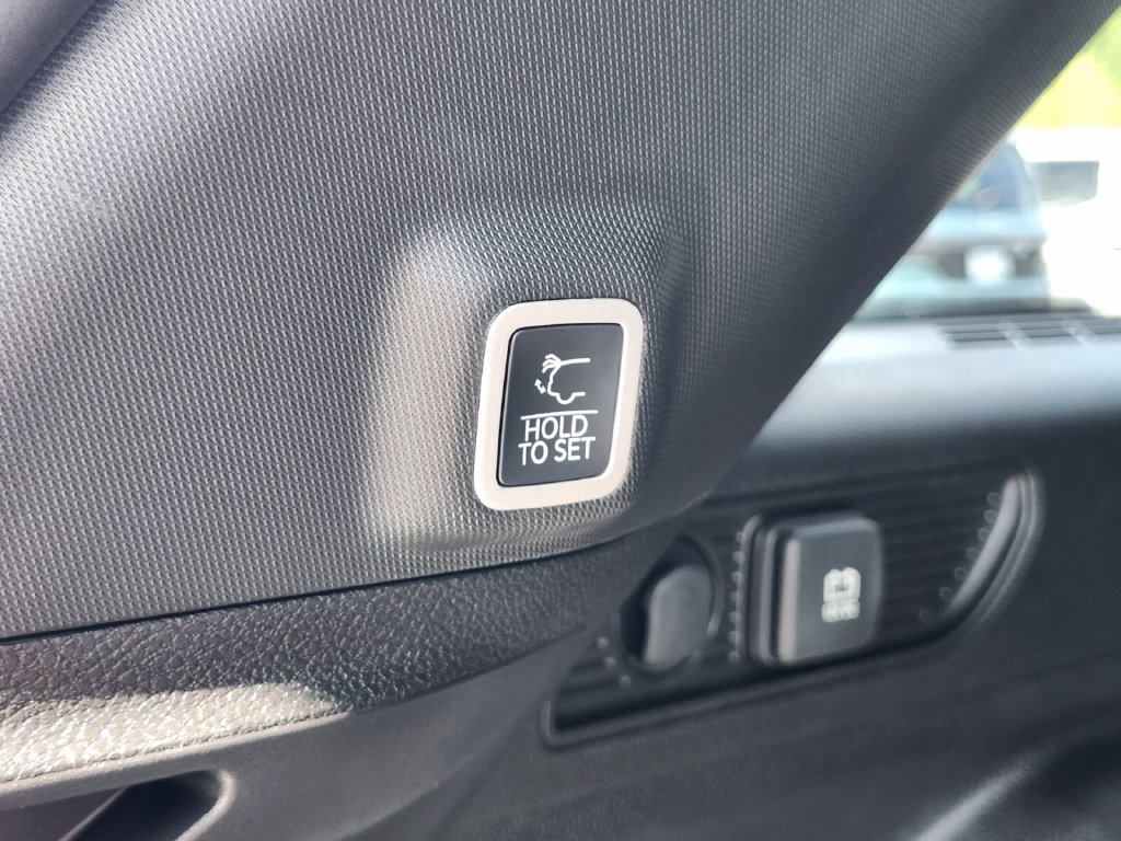 New 2026 Jeep Grand Cherokee Altitude AWD/4WD image 34