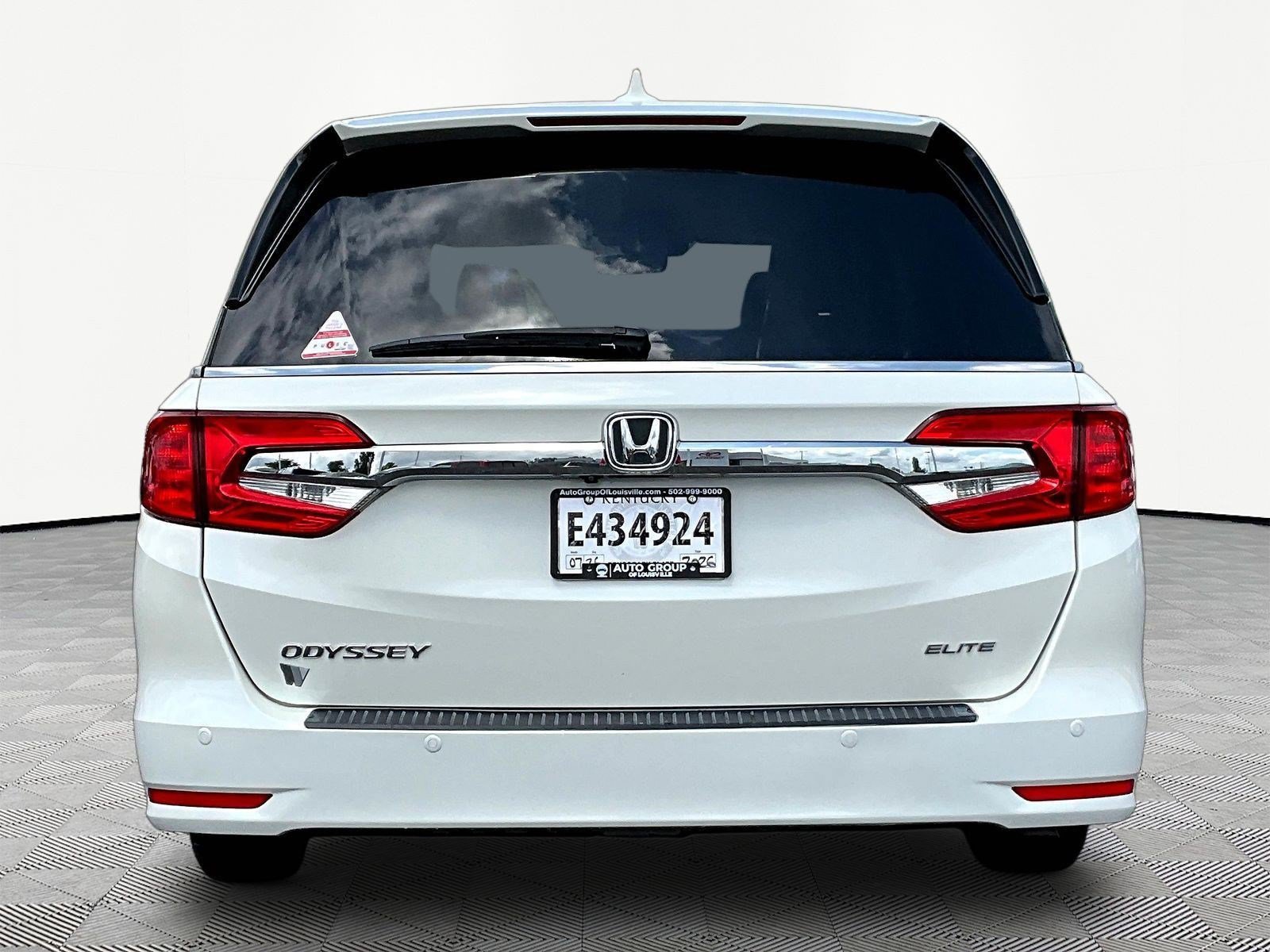 Used 2019 Honda Odyssey Elite image 5