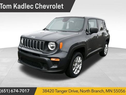 Used 2023 Jeep Renegade Latitude AWD/4WD image 1