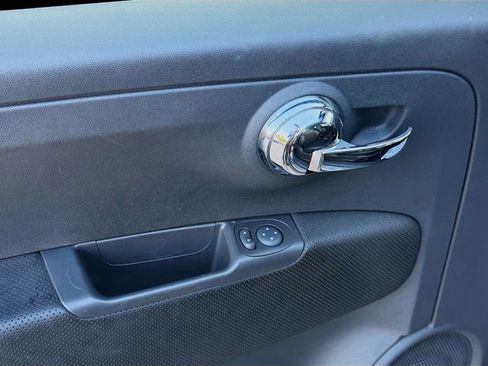 Used 2018 FIAT 500 Pop w/ Urbana Appearance Package image 20