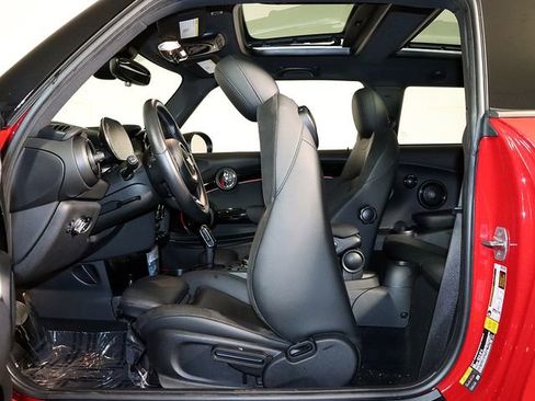 Used 2023 MINI Cooper SE image 14