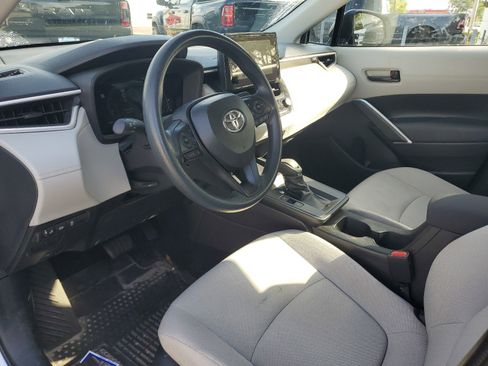 Used 2026 Toyota Corolla Cross L image 17