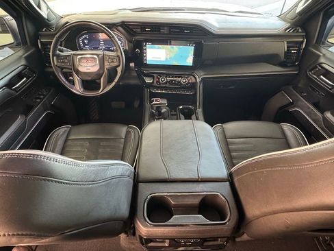 Used 2024 GMC Sierra 1500 AT4X image 22