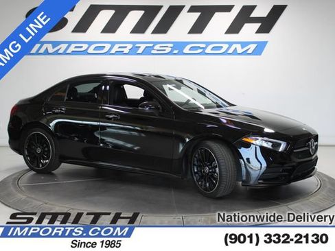 Used 2021 Mercedes-Benz A 220 image 1