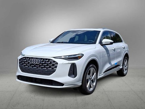 New 2025 Audi Q5 Premium Plus image 1