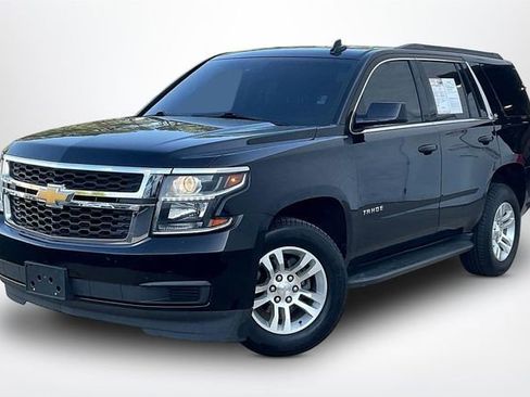 Used 2018 Chevrolet Tahoe LT image 2