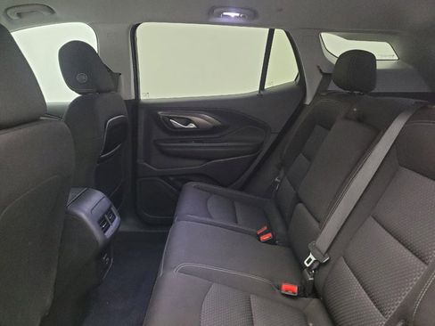Used 2023 GMC Terrain SLE w/ Driver Convenience Package FWD image 18
