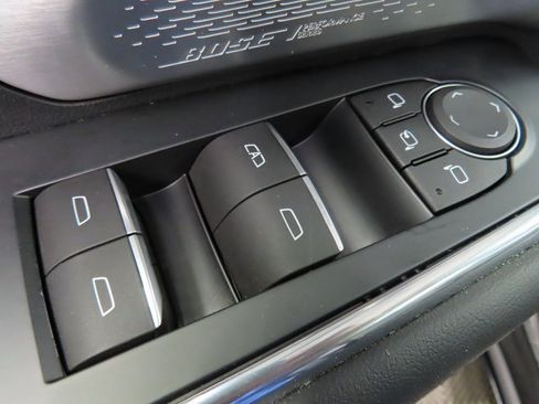 Used 2024 GMC Acadia Denali image 68