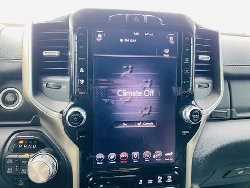 Used 2019 RAM 1500 Laramie image 39