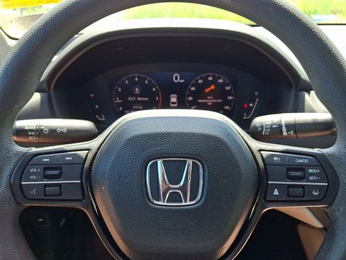 Used 2024 Honda Accord LX image 17