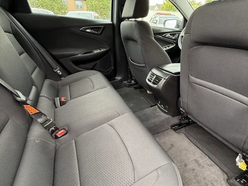 Used 2016 Chevrolet Malibu LT w/ Driver Confidence Package image 18
