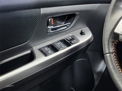 Used 2017 Subaru Crosstrek 2.0i Premium w/ Moonroof Package image 24