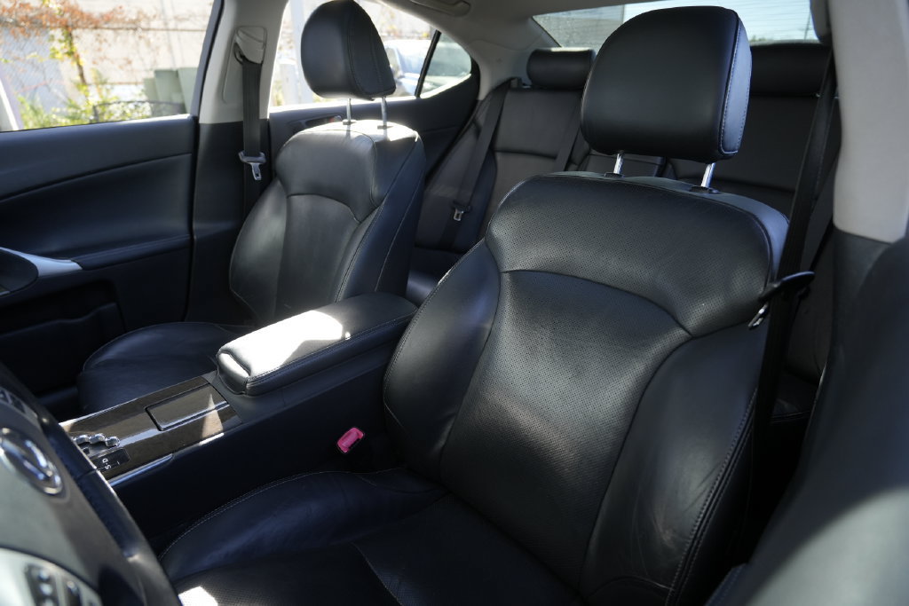 Used 2012 Lexus IS 350 AWD w/ Luxury Plus Value Edition image 17