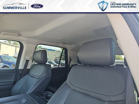 New 2026 Ford Expedition Active RWD image 19