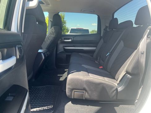 Used 2017 Toyota Tundra SR5 AWD/4WD image 25