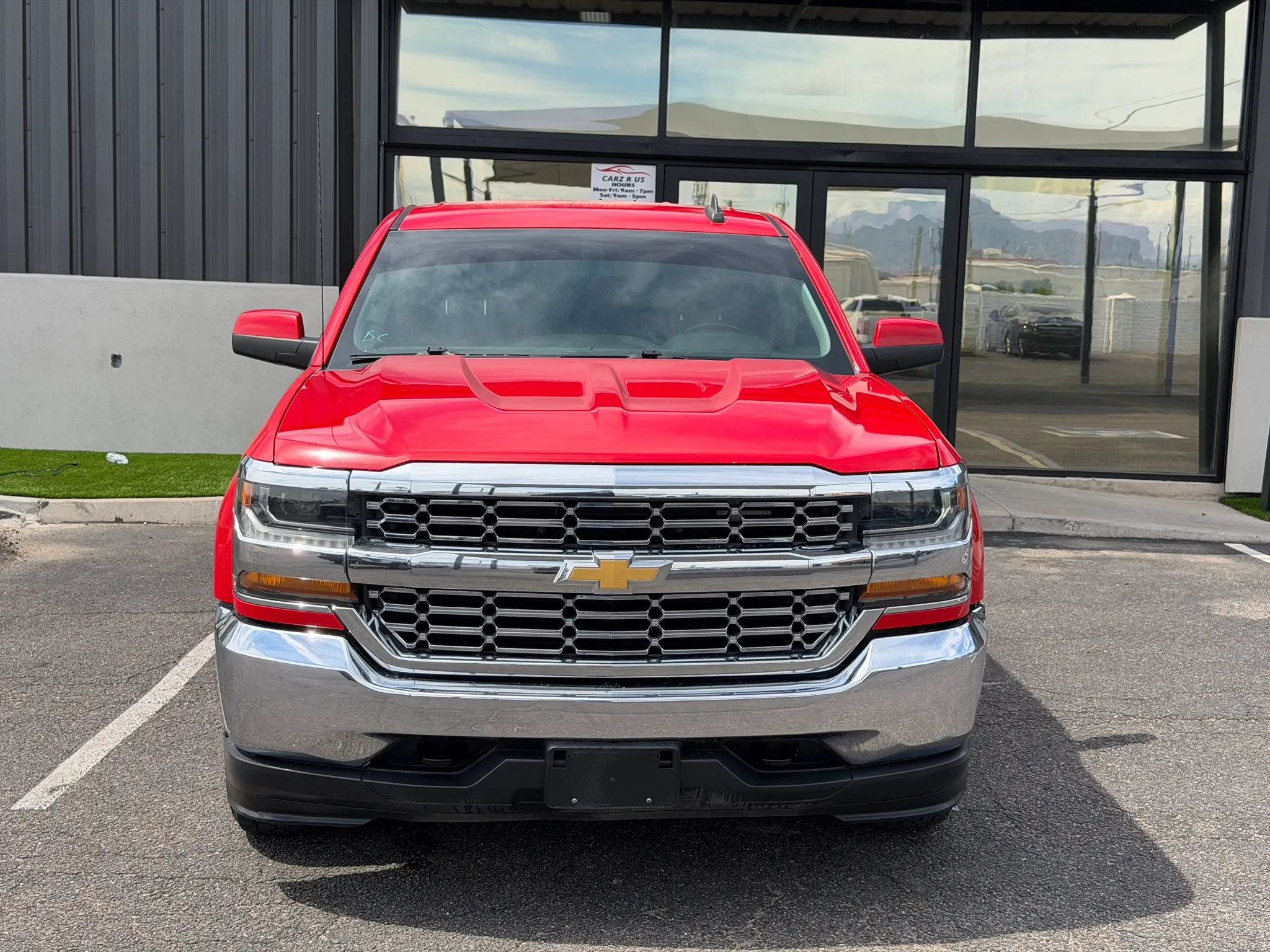 Used 2019 Chevrolet Silverado 1500 LT AWD/4WD image 13