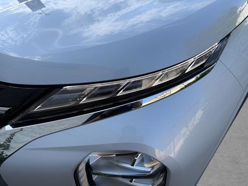 New 2026 Mitsubishi Outlander SEL image 32