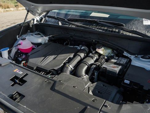 New 2026 Hyundai Santa Fe SE image 7