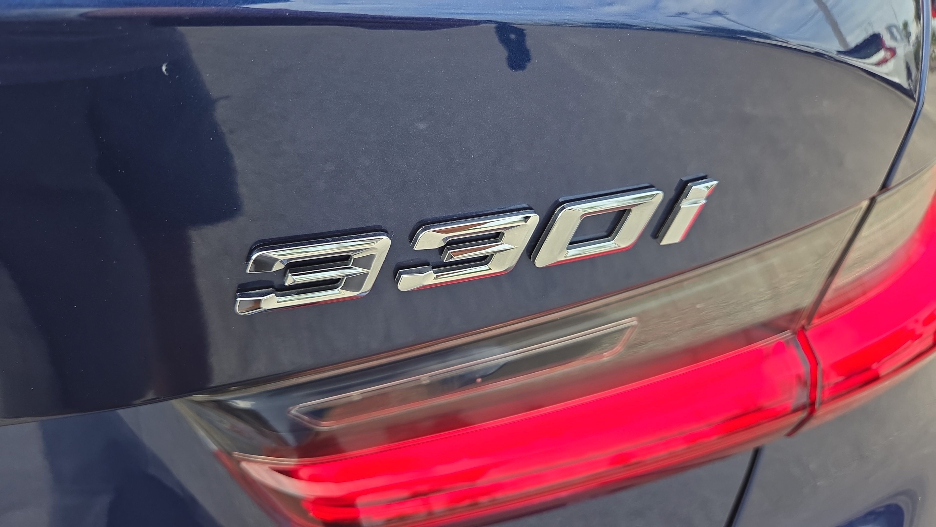 Used 2020 BMW 330i Sedan w/ Convenience Package RWD image 16