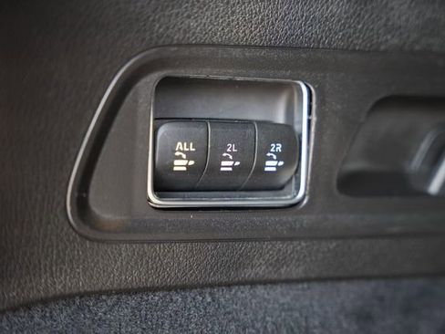 Used 2022 Mercedes-Benz GLS 450 4MATIC image 12