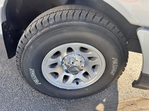 Used 2011 Ford Ranger XLT image 18