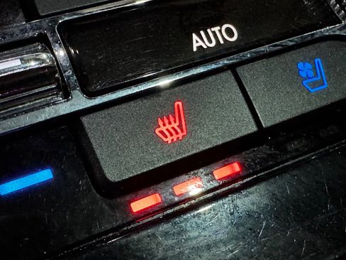 Used 2019 Lincoln Navigator Reserve image 33